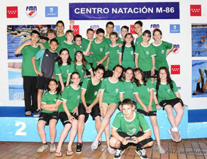 González, marca nacional alevín en 200 espalda