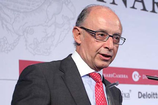 Rivas reprueba al ministro Cristóbal Montoro