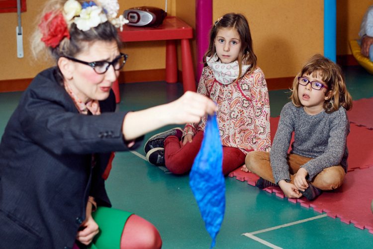 Cantar y contar a niños y niñas: dos sesiones