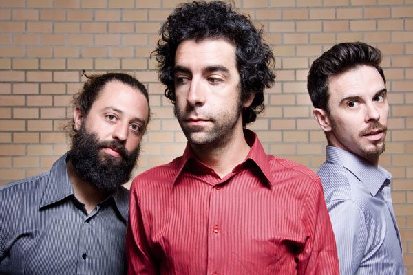'Corten', pura improvisación teatral en el Bardem
