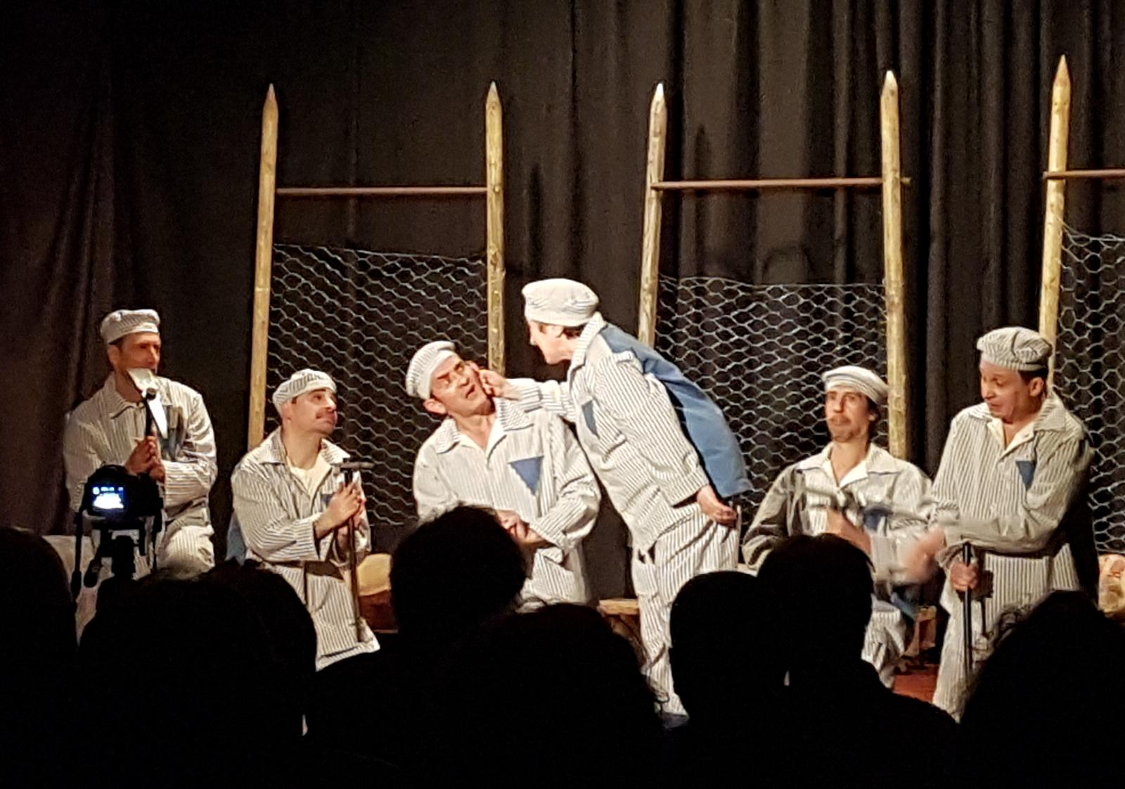 'EL TRIÁNGULO AZUL'