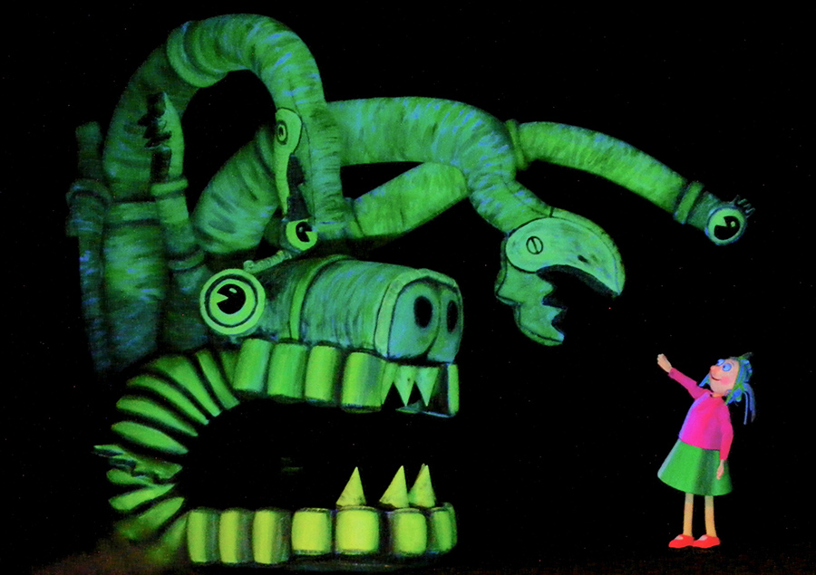 'Ondina Glups', la magia escénica en luz negra