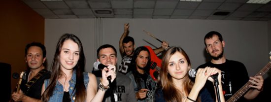 David Torrico y el grupo de música moderna (EMM)