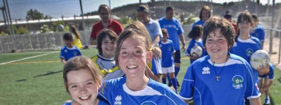 Futboleras: el primer alevín femenino de Rivas
