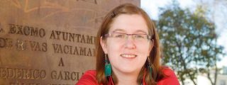 Los versos contra la crisis de Leire Olmeda