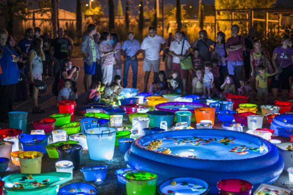 Luzinterruptus: arte urbano que ilumina la noche