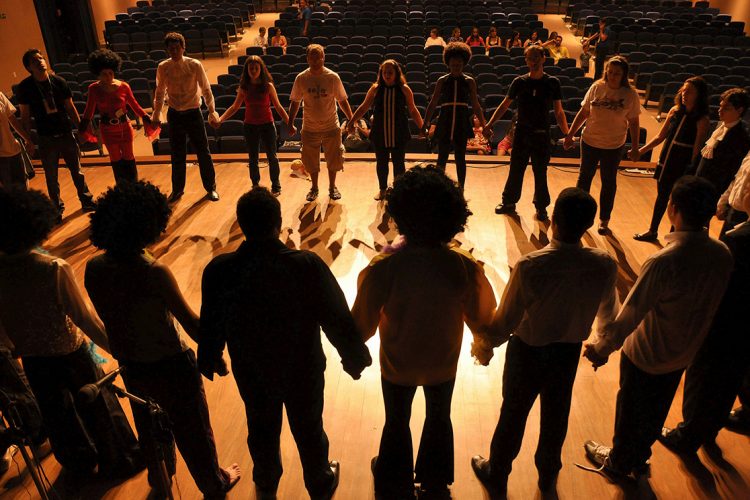 Teatro imagen y función de Actrum, dos funciones