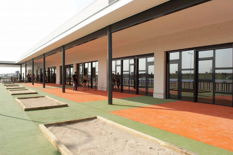 Rivas y Comunidad acuerdan elaborar un plan sobre infraestructuras educativas