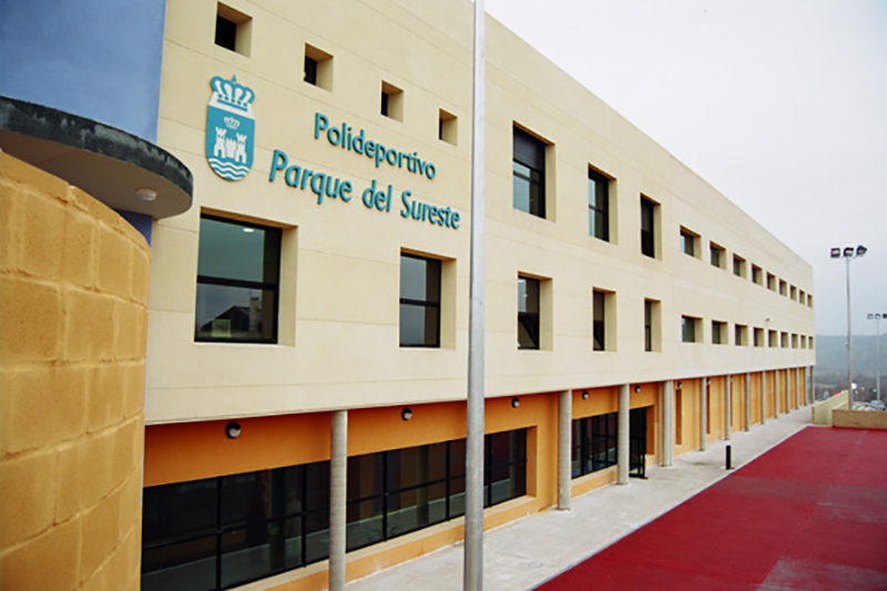 Reabiertos los dos polideportivos de Rivas