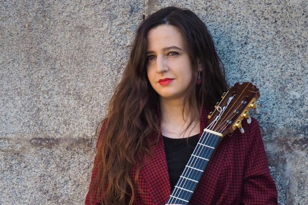 Elena Ortega: la guitarrista clásica de Rivas
