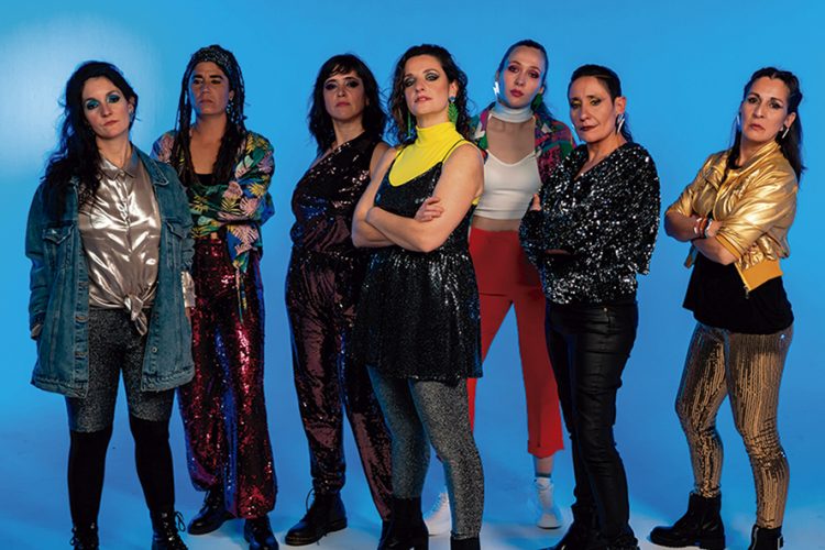 Teatro sobre Ruedas: humor, clown y música feminista