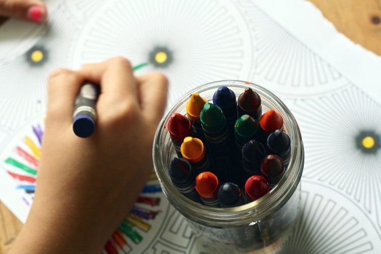 ‘CelebrArte Mujer’: poesía, dibujo, telas o teatro 
