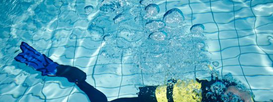 Bautismo de buceo: con bombona a la piscina