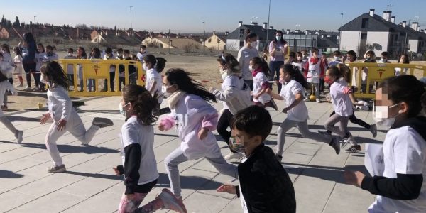La primera carrera solidaria del colegio La Luna