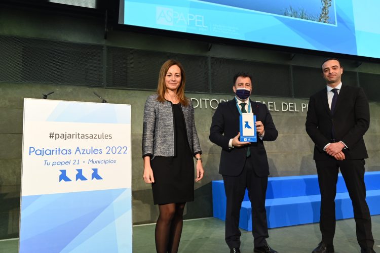 Rivas, premiada un año más por su gestión en la recogida de papel y cartón