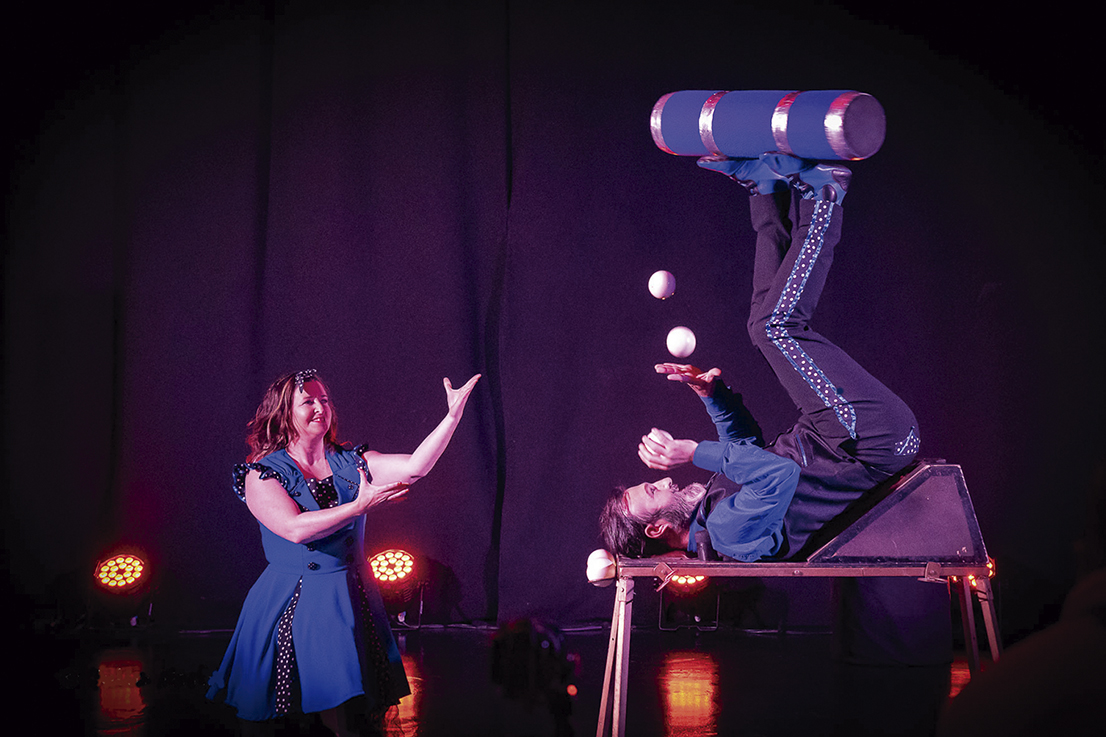 'Malabarian on the Rox': tarde de circo y humor en familia