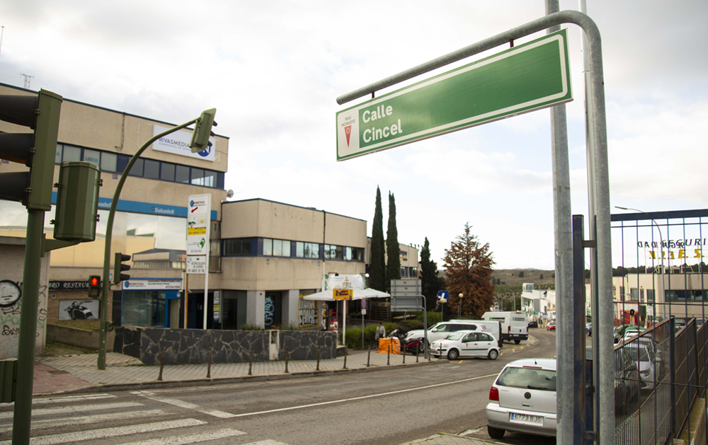 Arrancan los trabajos de asfaltado en calles principales del polígono Santa Ana