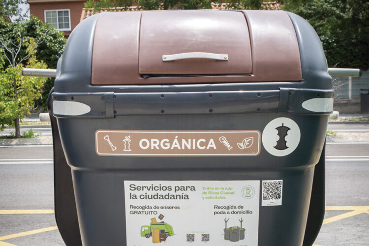 El quinto contenedor se instala en el Este y llega a todos los barrios