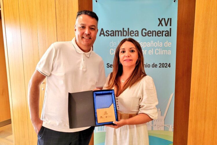 Rivas recibe un reconocimiento por sus buenas prácticas en políticas climáticas