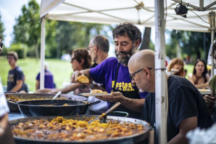 Rivas colabora con las entidades vecinales en la organización de las fiestas de La Pablo y La Luna