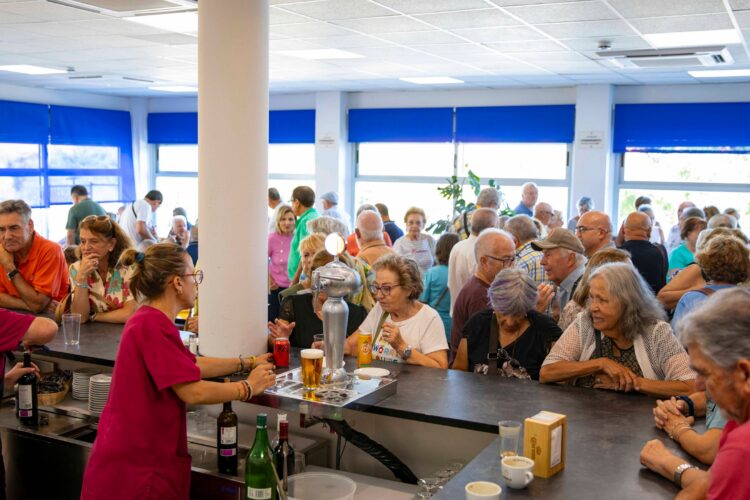 Abierta al público la cafetería del CERPA