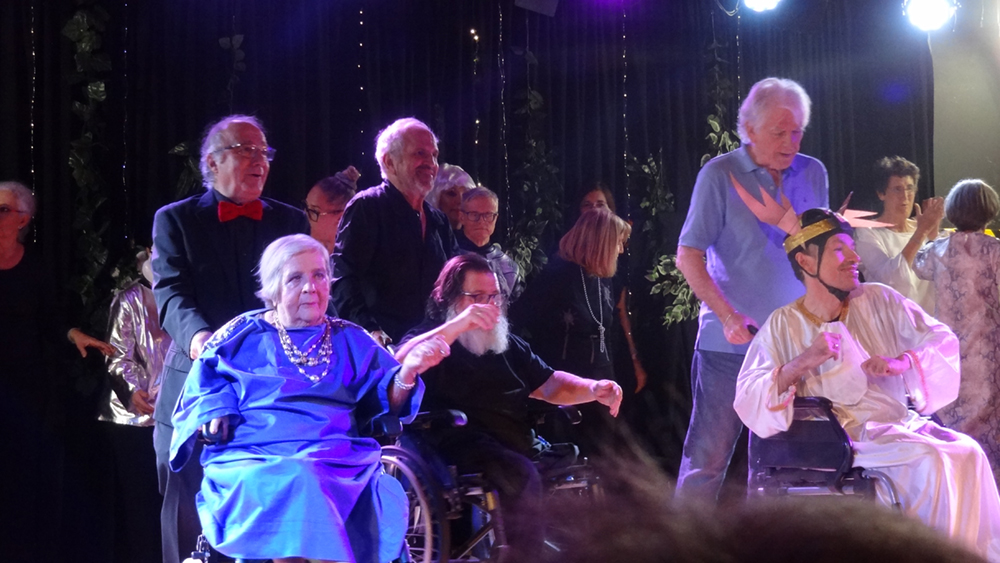 ‘De antes de ayer a pasado’, con el grupo de teatro Belisana