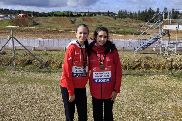 Ana Pedraza y Luna Ros, oro y plata con Madrid en el Campeonato de España de cross sub 16 y sub 18