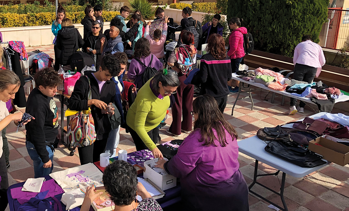 Una segunda vida a la ropa y complementos infantiles