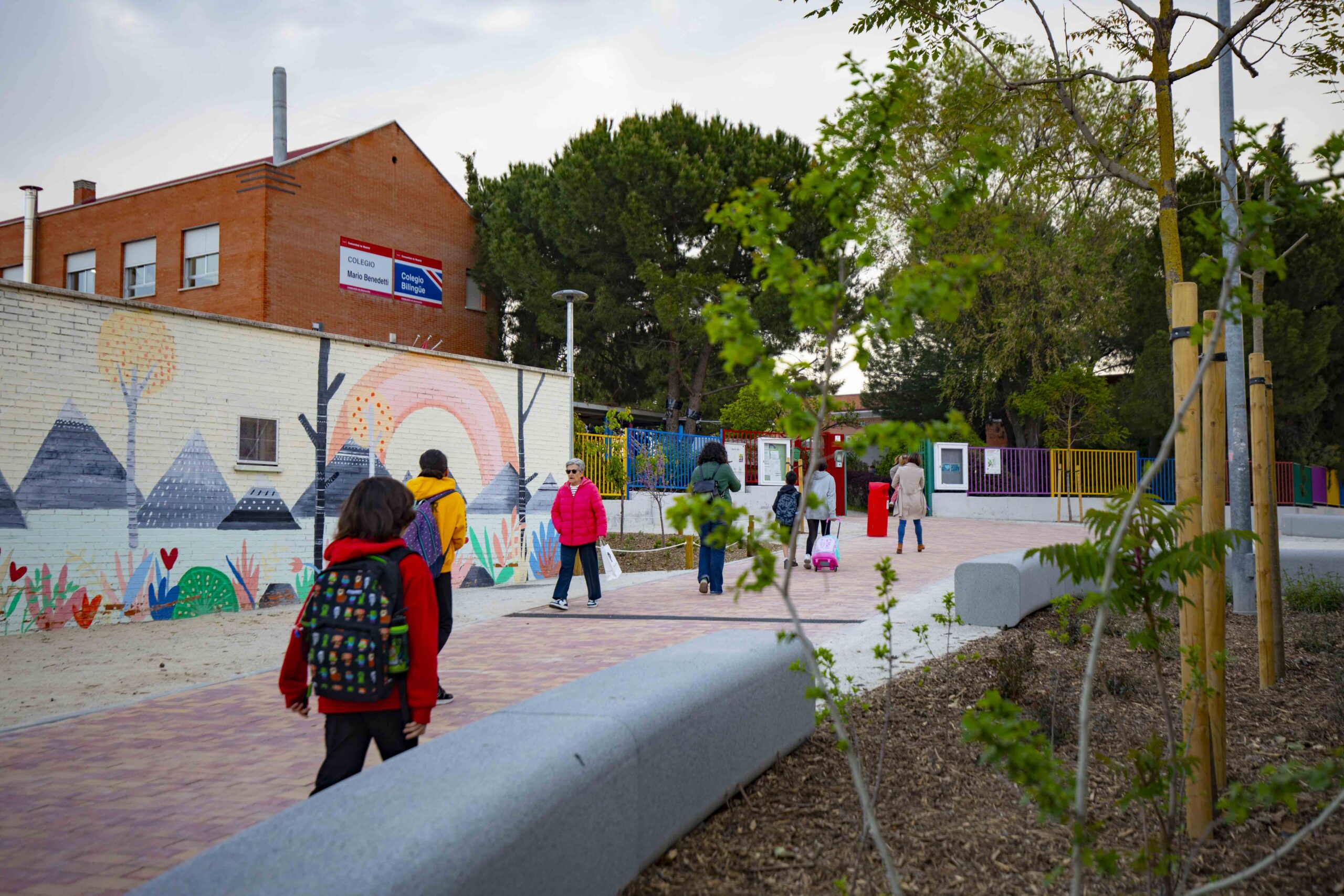 El Ayuntamiento refuerza su colaboración con AMPAS y AFAS en su apuesta por la educación pública