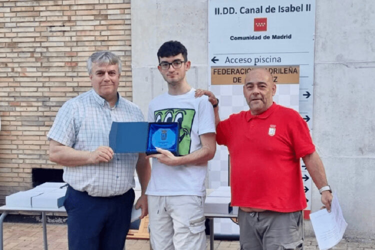Nicolás Vioque, del Club Ajedrez Rivas, subcampeón autonómico sub 18